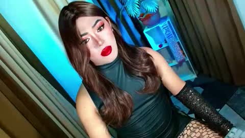 Miss OLIVIA online show from October 15, 11:22 am