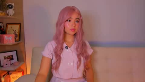 Olivia online show from March 28, 5:09 am