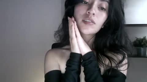 oliviaaa__ online show from October 10, 8:46 pm