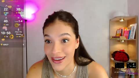 Olivia Bram online show from April 28, 10:25 pm