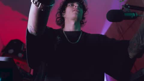     online show from September 27, 6:00 am