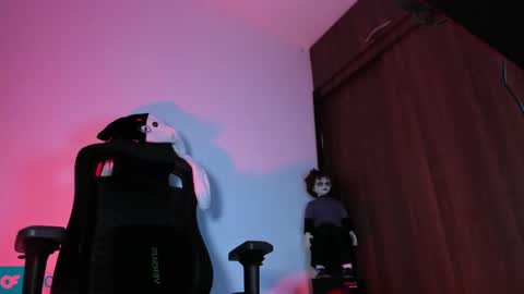     online show from February 16, 6:54 am