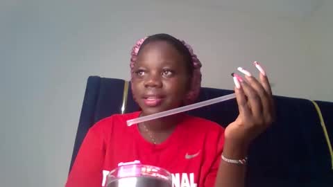 ollleina online show from March 15, 6:55 pm