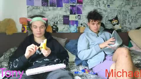 Tony online show from April 4, 8:10 am