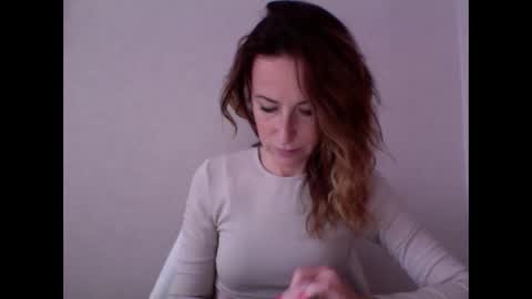 olyra11 online show from March 7, 10:04 am