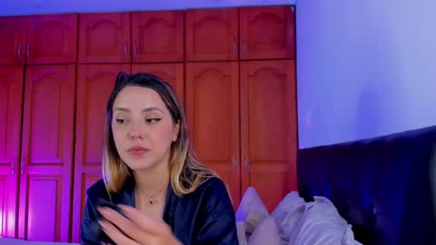 Snapshot of omstudio1994 chatting on March 7, 2:45 pm Martina Ricci online show from March 7, 2:45 pm