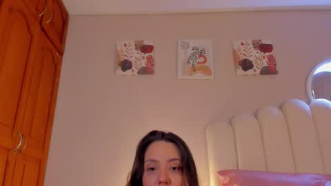 Snapshot of omstudio1994 chatting on October 21, 12:54 pm Martina Ricci online show from October 21, 12:54 pm