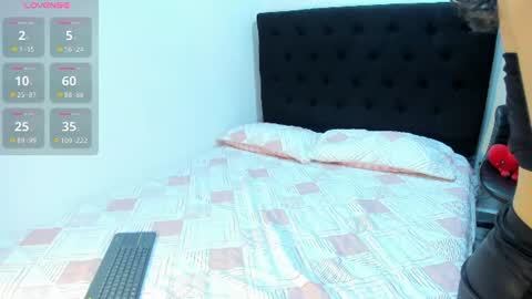 Violette online show from June 20, 9:54 pm