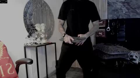     ... online show from October 14, 7:17 pm