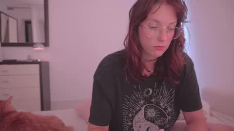 Ariel online show from December 5, 11:02 pm