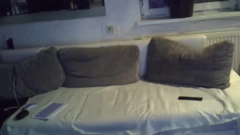 .....mICha..... online show from September 9, 2:00 am