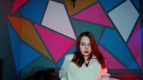 onessandra online show from November 17, 4:15 am