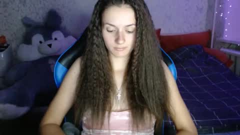 Amalia online show from October 13, 6:21 pm