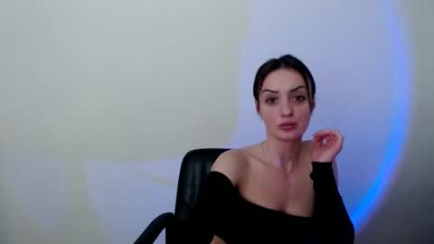 onlyvika online show from April 15, 11:46 am