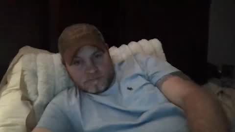 onthemove03 online show from December 3, 4:57 am