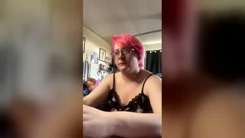 Onyx online show from February 26, 8:56 pm