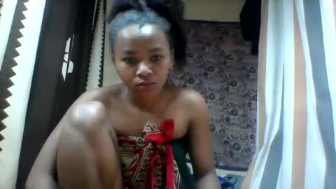 oooozafiette online show from July 5, 7:26 am