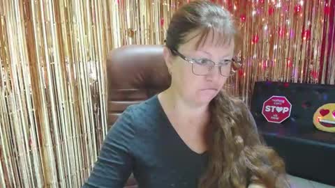 Vanessa online show from September 17, 5:00 am