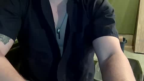 Snapshot of open_torequest chatting on October 21, 7:17 pm open_torequest online show from October 21, 7:17 pm