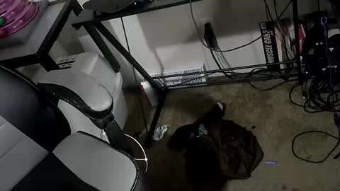 orgasmgiver9090 online show from March 20, 7:52 pm