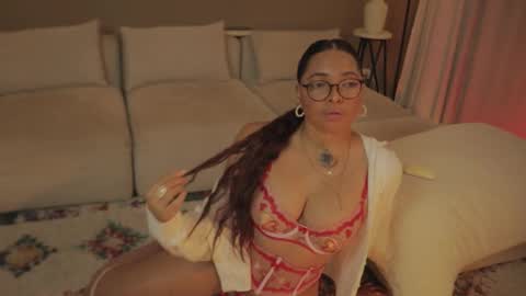 Orla online show from October 24, 1:28 am