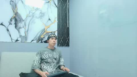 orus_241 online show from October 17, 11:53 pm