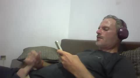 orwel09 online show from April 29, 5:51 pm