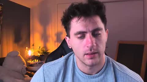 Oscar online show from October 28, 9:16 pm