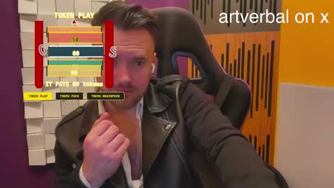 Snapshot of oscarsavage chatting on October 18, 12:15 am Oscar Steel Savage online show from October 18, 12:15 am