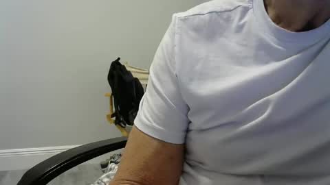 Ossi online show from February 18, 2:55 am