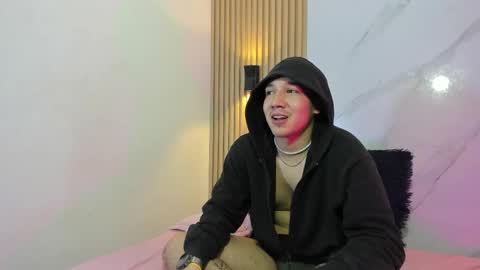 Otto Andrew online show from January 31, 8:06 pm