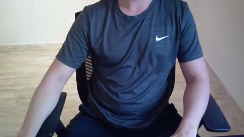 outroemail1807 online show from April 13, 7:40 pm