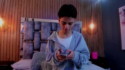 Owen Johnson online show from November 14, 12:18 pm