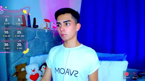 Owen  Independent model  online show from October 22, 7:11 am