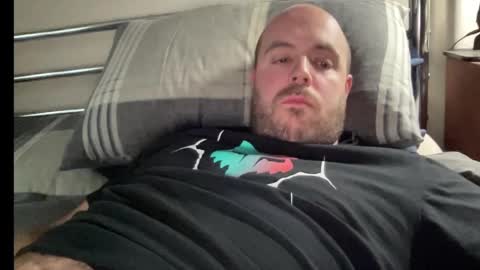 Snapshot of owenfn2 chatting on December 17, 2:33 pm Owen2022 online show from December 17, 2:33 pm