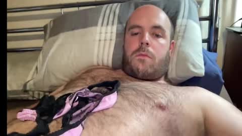 Snapshot of owenfn2 chatting on March 5, 5:50 pm Owen2022 online show from March 5, 5:50 pm
