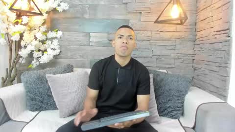 Snapshot of owenpierce1 chatting on October 11, 12:10 pm Owen online show from October 11, 12:10 pm