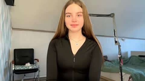 Kate online show from March 13, 9:34 am