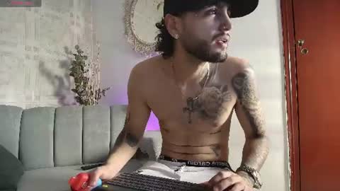 pablo_veleez online show from July 3, 9:41 pm
