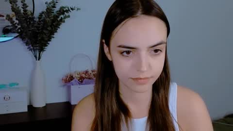 Snapshot of pacificiris chatting on October 5, 10:28 pm Iris online show from October 5, 10:28 pm