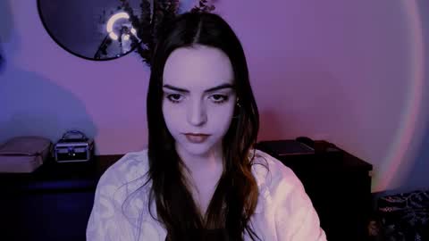 Snapshot of pacificiris chatting on March 3, 1:34 pm Iris online show from March 3, 1:34 pm