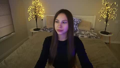 Paige online show from September 16, 12:40 pm