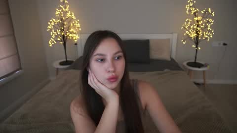 Paige online show from September 19, 12:42 pm