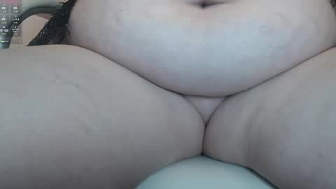 Snapshot of paiperhalliwey chatting on February 11, 4:56 pm paiperhalliwey online show from February 11, 4:56 pm