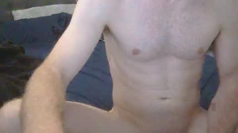 pale_wanderer online show from April 12, 5:17 pm