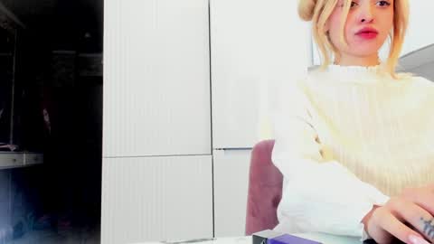 palmer_haze online show from January 11, 9:04 pm