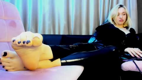 palmer_haze online show from February 25, 11:59 pm