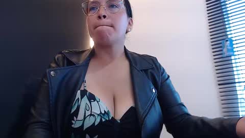 Natalia  online show from December 3, 3:02 pm