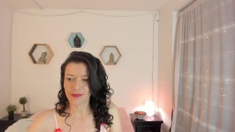 Paloma  online show from September 18, 9:08 pm