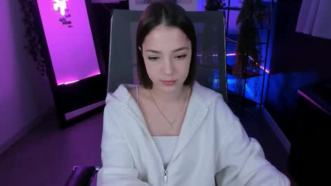 Snapshot of pambeeslyy chatting on October 21, 6:40 am Pam online show from October 21, 6:40 am